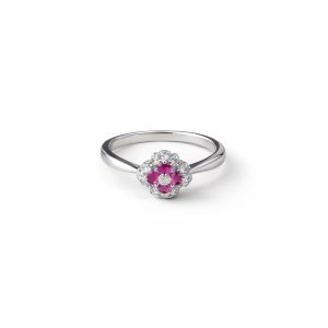 RING Size 6.5 Diamond and saphire