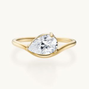 RING 14K Diamond Size 6